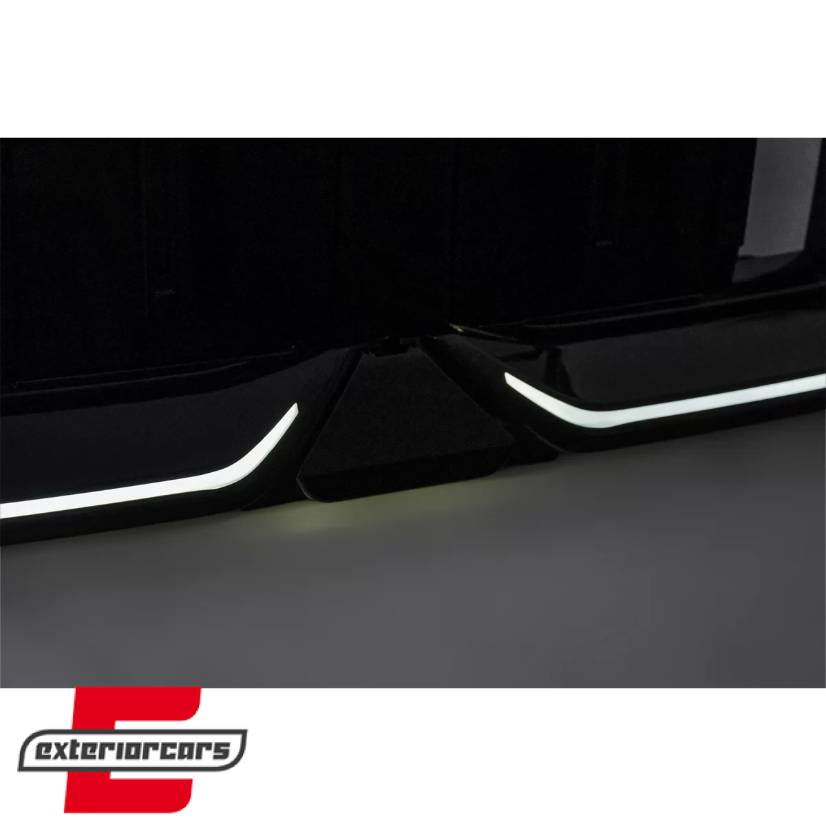 Prednja maska Performance dizajn (piano crna) + LED modul / BMW serije 5 G60 G61 (2024-) - Slika 9