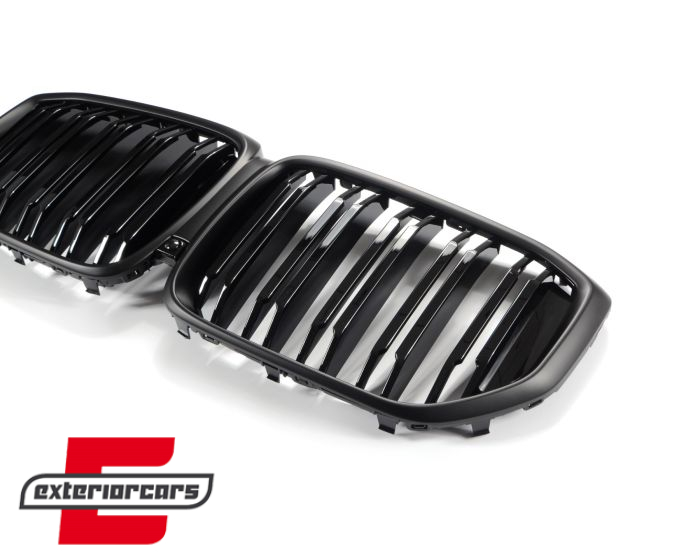 Prednja maska XM dizajn (piano crna/mat crna) / BMW X5 G05 LCI (04.2023-) - Slika 3