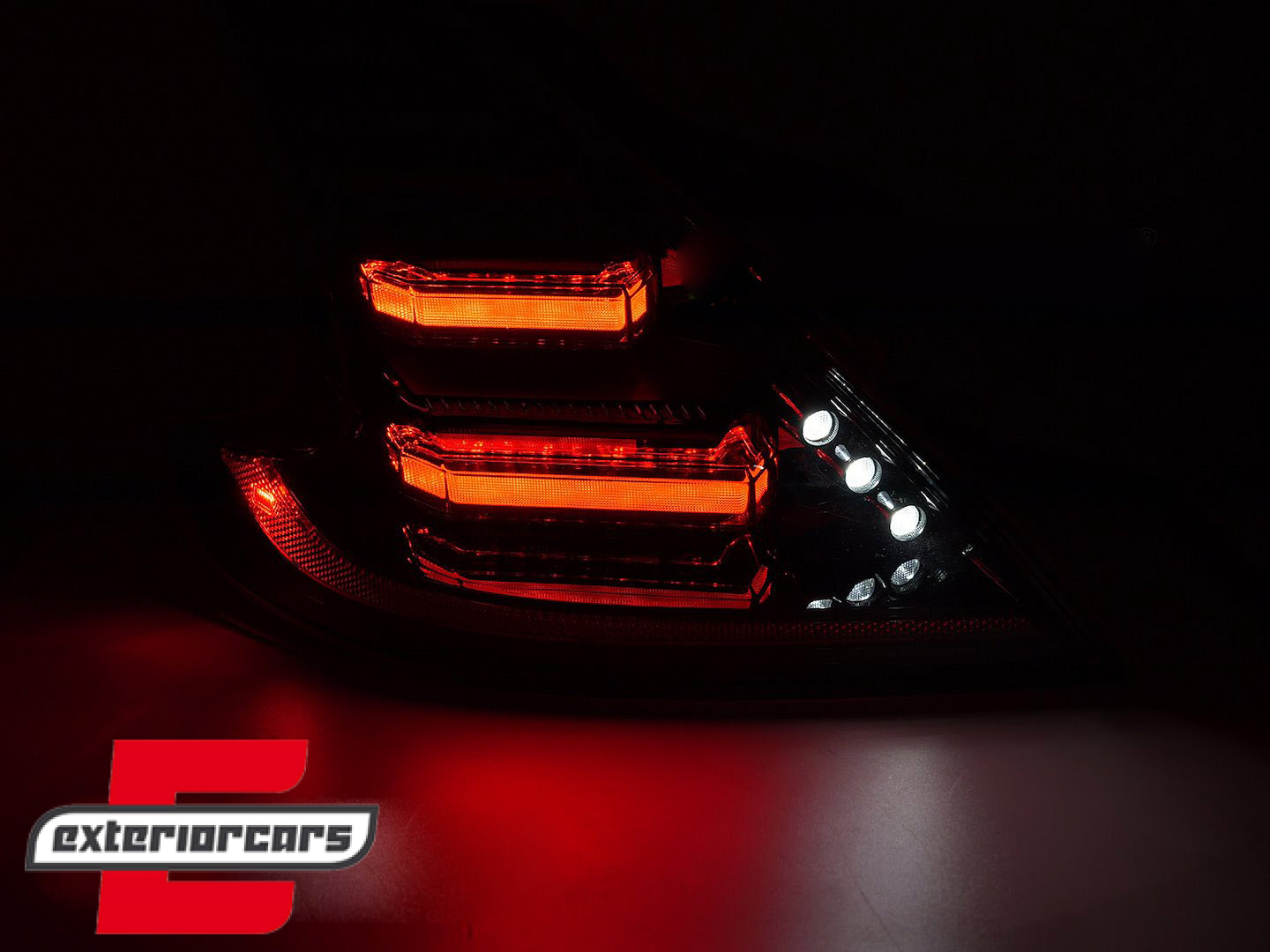 Full LED stražnja svjetla SEQ žmigavci (crna) / Nissan 370Z (2009-2020) - Slika 5
