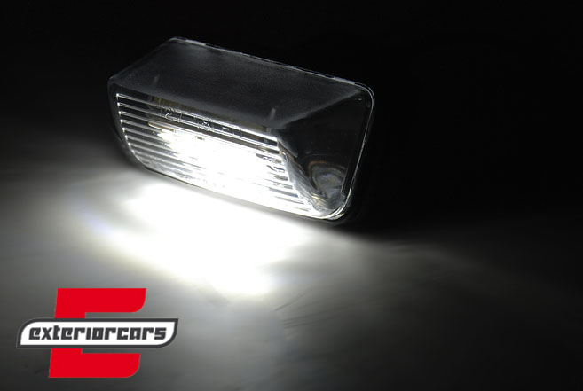 LED svjetla registarske pločice / CITROEN C3 C4 C5 Berlingo Saxo Xsara PEUGEOT 206 207 306 307 308 406 407 5008 Partner - Slika 3