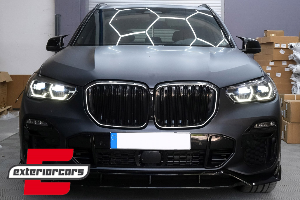 Prednja maska Performance dizajn + LED (piano crna) / BMW X5 G05 (2018-03.2023) - Slika 23