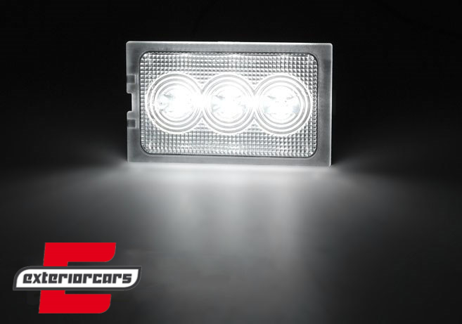 LED svjetla registarske tablice / Land Rover Discovery (2004-2016) Freelander (2006-2014) Range Rover Sport (2005-2012) - Slika 2